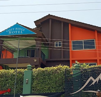 Cozy Ridge Hotel
