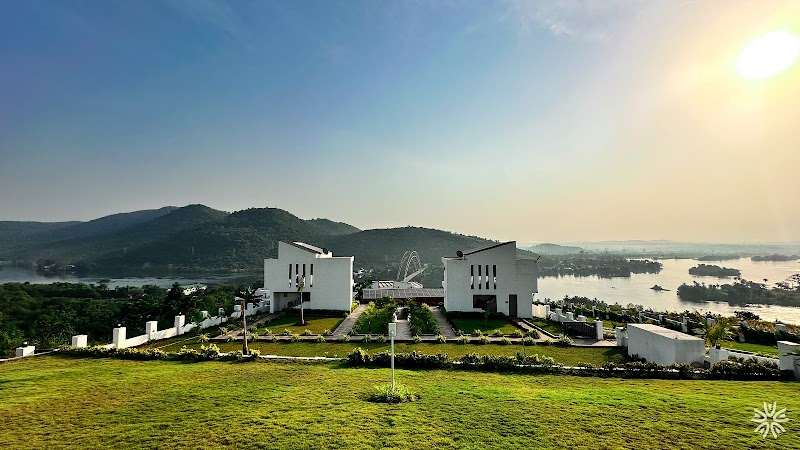 BridgeView Resort